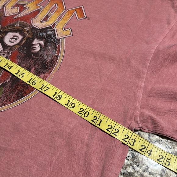 NWOT AC/DC Highway To Hell Fringe Graphic Tee - Picture 5 of 8